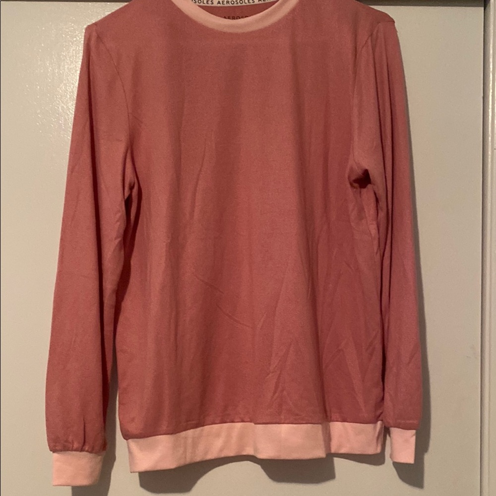 Aerosoles Pink Long Sleeve top and bottom pajama set